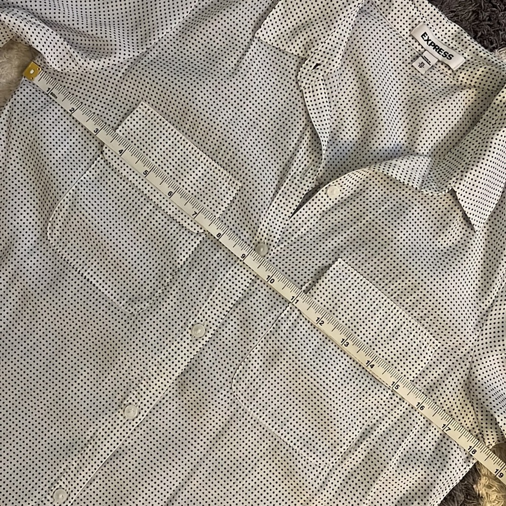 EXPRESS size XS button down - Picture 7 of 12